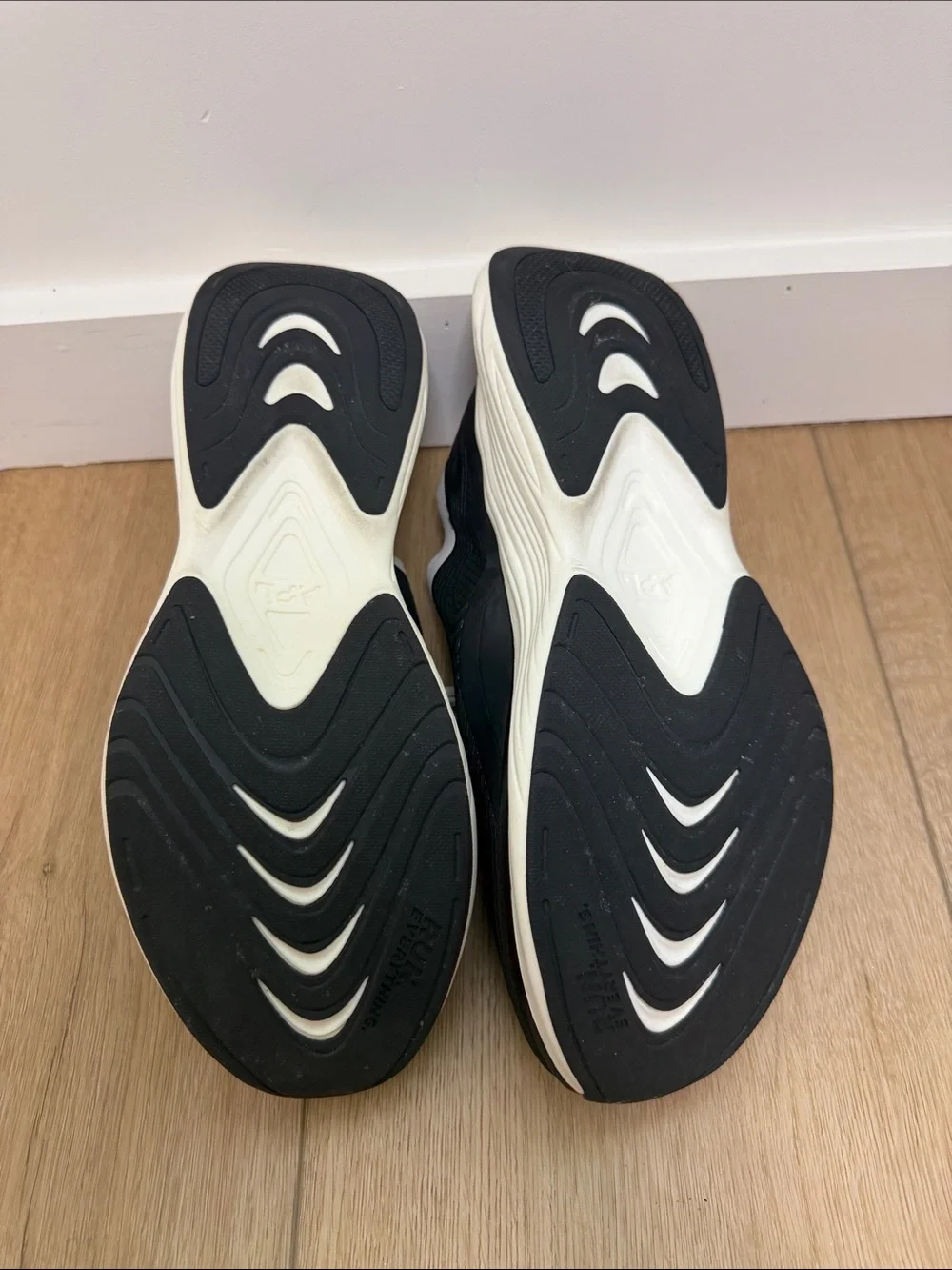 APL Men's Black and White Low-Top Sneakers